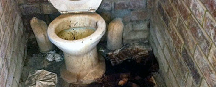 Toilet facilities at Ximunwanani Secondary School in Phaphazela village, Limpopo, 9 January 2013. Picture: Tara Meaney/EWN.