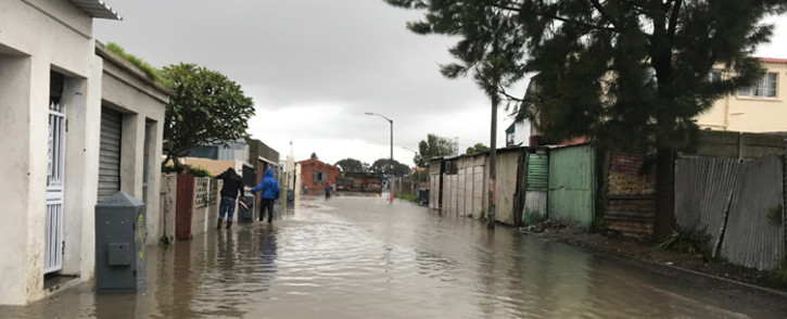 FILE: Earlier in July Cape Town heavy rain left the streets of Hanover Park flooded. Picture: Monique Mortlock/EWN