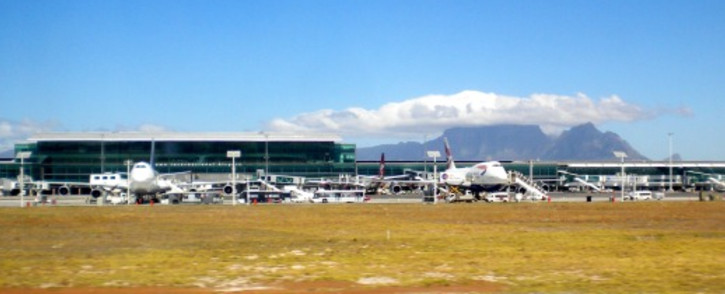  Cape Town International Airport as viewed from the runway. Picture: Andres de Wet/Wikimedia Commons.