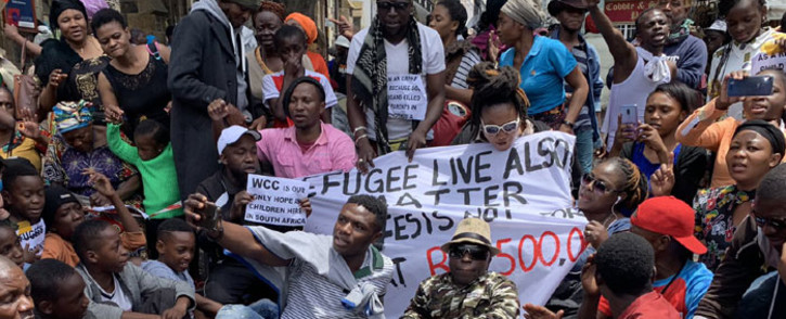FILE: Hundreds of foreigners protest in Greenmarket Square in Cape Town on 18 December 2019. Picture: Kaylynn Palm/EWN