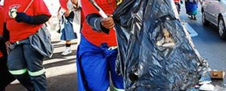 Members of the South African Municipal Workers Strike during a wage increase and housing allowance strike, trashing the streets. Picture: Eyewitness News