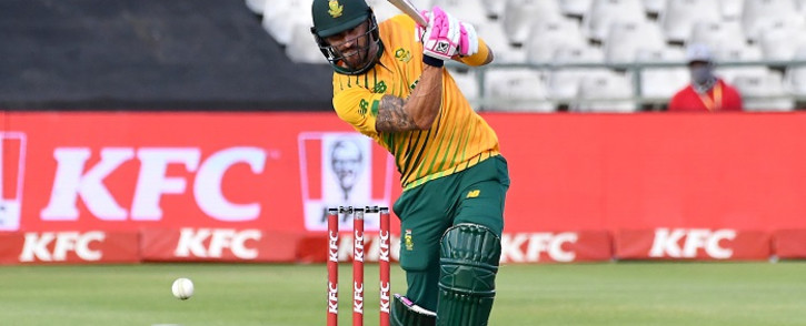 South Africa's Faf du Plessis plays a shot during the first T20 international cricket match between South Africa and England at Newlands stadium in Cape Town, South Africa, on November 27, 2020. Pictur: AFP
