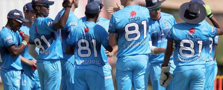 Titans players celebrate a wicket. Picture: @Titans_Cricket/Twitter.