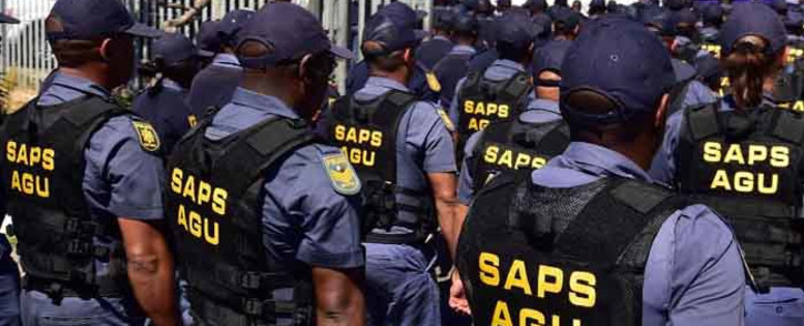 FILE: Members of the SA Police Service’s Anti-Gang Unit are seen in Hanover Park, Cape Town, during the launch of the specialised unit on 2 November 2018. Picture: @SAgovnews/Twitter  