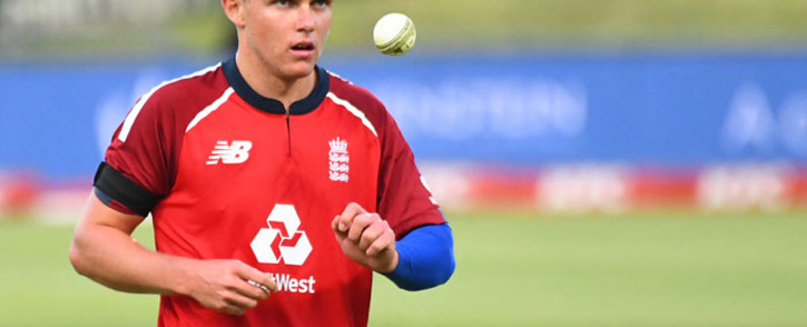 FILE: England's Sam Curran prepares to deliver a ball during the first T20 international cricket match between South Africa and England at Newlands stadium in Cape Town, South Africa, on 27 November 2020. Picture: Rodger Bosch/AFP