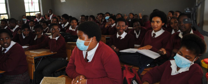 Classrooms at Nyangilizwe Senior Secondary School have up to 100 learners. 
