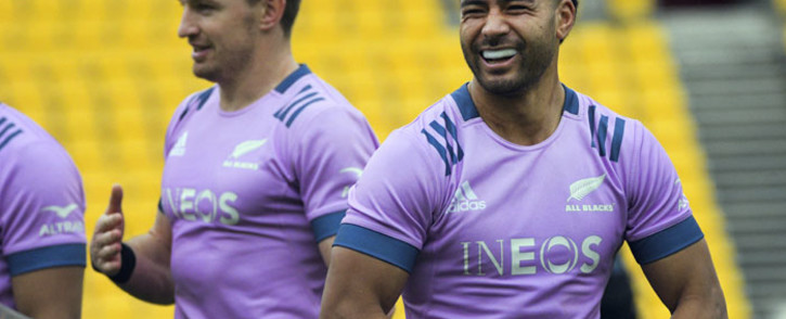 FILE: New Zealand's rugby players Richie Mo'unga (R) and Beauden Barrett attend All Blacks training session at Sky Stadium in Wellington on 26 July 2022. Picture: Dave Lintott/AFP