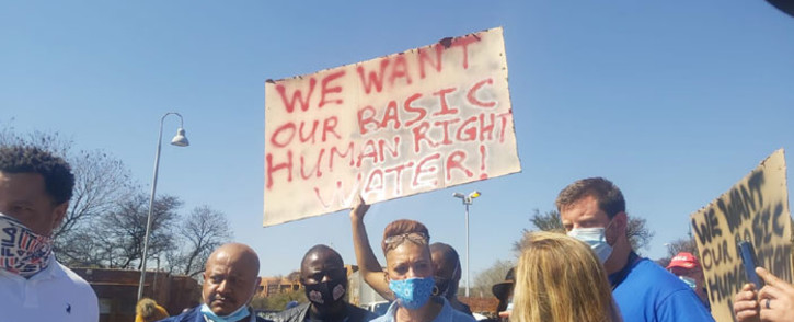Community members from South Hills, Linmeyer, Risana and Tulisa Park picketed outside the Rand Water offices on 1 September over a lack of water. Picture: Dominic Majola/Eyewitness News