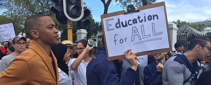 FILE: Students protest at Parliament in Cape Town for free education on 22 September 2016. Picture: EWN.