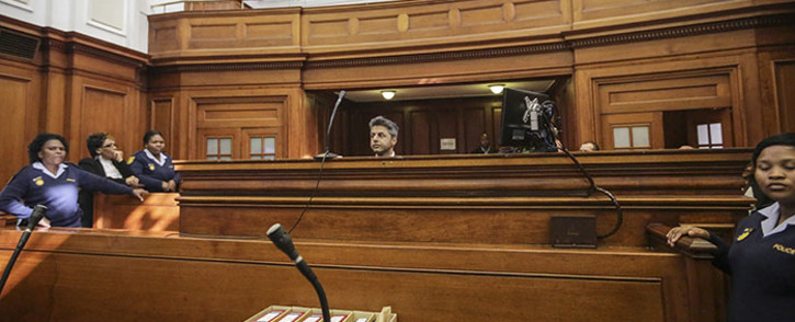 FILE. Murder accused British businessman, Shrien Dewani sits in the dock during proceedings of his murder trial in the Western Cape High Court on 6 October 2014. Picture: Thomas Holder/EWN.