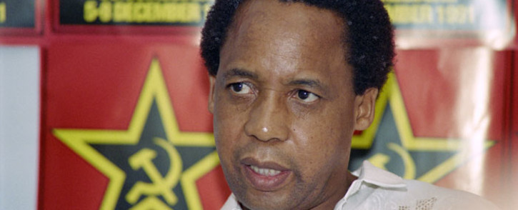 This photo taken on 7 December 1991 shows newly elected secretary general of South African Communist Party (SACP) Chris Hani speaking at a press conference. Picture: AFP.
