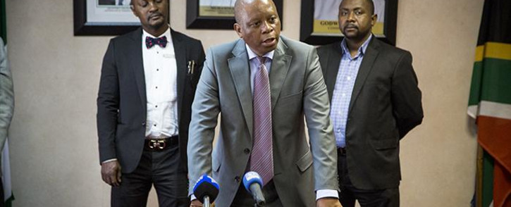 Johannesburg Mayor Herman Mashaba addresses the media after his meeting with Nigerian Consul General Godwin Adama on 7 March 2017 to discuss relations between the City of Johannesburg and Nigeria following incidents of violence directed at foreign nationals in the city in recent weeks. Picture: Reinart Toerien/EWN