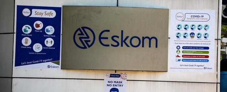 FILE: The 32.7% increase is not all Eskom is demanding on consumers - it's also proposing a R938 availability charge for South Africans looking to use solar power as their back up. Picture: Xanderleigh Dookey-Makhaza/Eyewitness News.