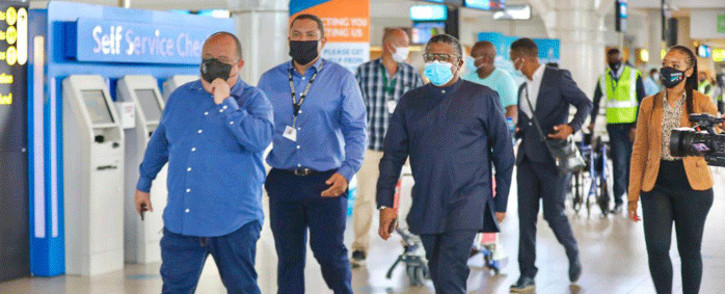 FILE: Transport Minister Fikile Mbalula at the Cape Town International Airport. Picture: @MbalulaFikile/Twitter