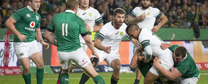 FILE: Willie le Roux looks on as Elton Jantjies is taken down in the series decider against Ireland in Port Elizabeth on 25 June 2016. Picture: Aletta Harrison/EWN.