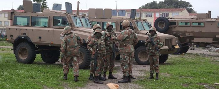 SANDF soldiers on patrol in Hanover Park. The military has released their soldiers to help stabilise gang hot-spots, while law enforcement agencies conducted raids in the area. Picture: Bertram Malgas/Eyewitness News