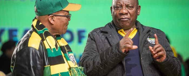 FILE: President Jacob Zuma and Deputy President Cyril Ramaphosa in discussion at the ANC national policy conference at Nasrec on 30 June 2017. Picture: Thomas Holder/EWN