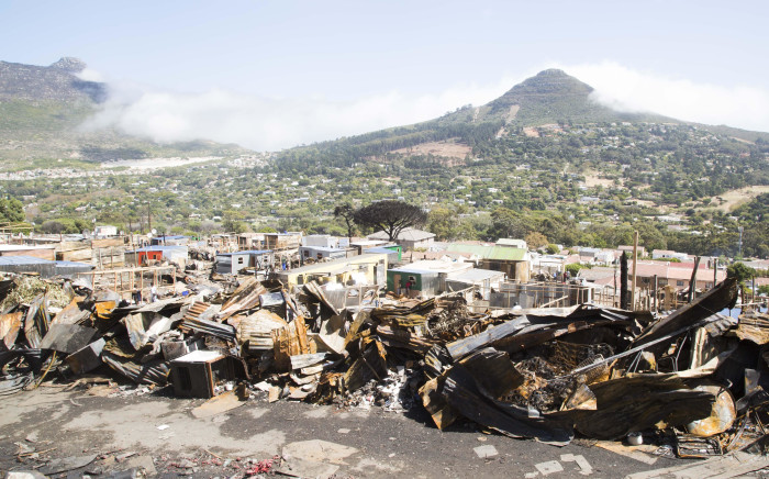 FILE: The first new structures can be seen standing in Mandela Park following the fire which swept through the area. Picture: Cindy Archillies/EWN