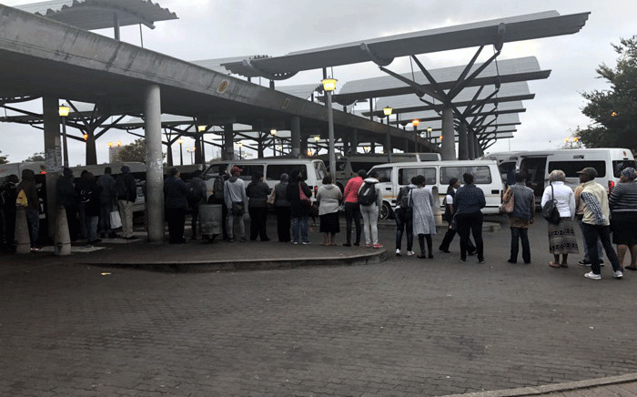 Commuters queue at the Bellville taxi rank on day one of the bus drivers' strike on 18 April 2018. Picture: Graig-Lee Smith/EWN