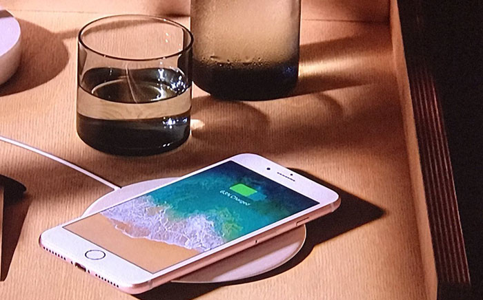 FILE: Apple's new iPhone 8 features wireless charging. Picture: EWN