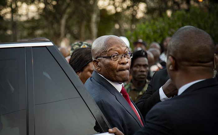 FILE: Former President Jacob Zuma outside the Pietermaritzburg High Court addressing supporters on 20 May 2019. Picture: Sethembiso Zulu/EWN