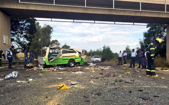 At least 15 people were killed in the Randfontein crash on the R4. Picture: Emily Corke/EWN.