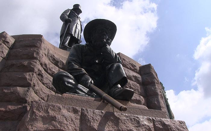 A small group of Afrikaners protested the removal of a statue of Paul Kruger in Pretoria's Church square on 08 April 2015. Picture: Reinart Toperien/EWN