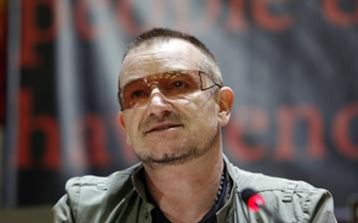 Bono wants to urge US politicians to continue funding programmes that help NGOs.