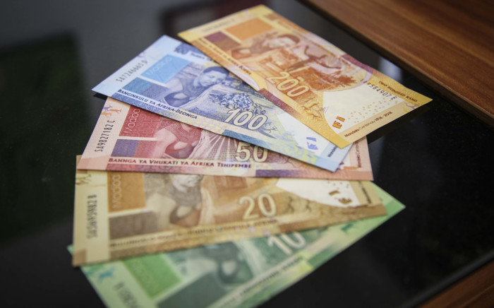 FILE: The new banknotes from the South African Reserve Bank in honour of the late Nelson Mandela. Picture: Cindy Archillies/EWN