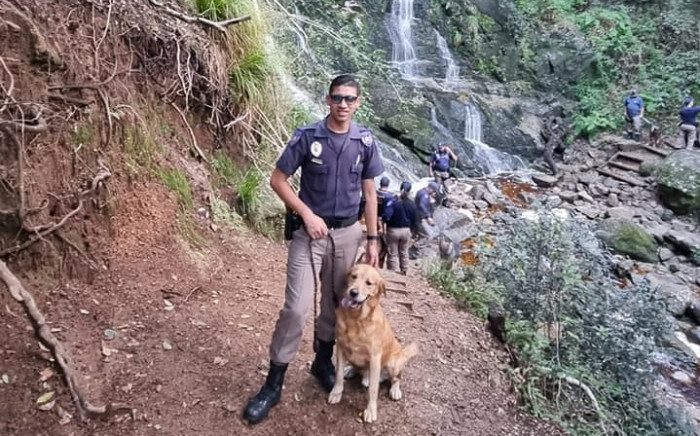 Image of Metro Police K9 unit on a richly deserved day out at Kirstenbosch posted by JP Smith on Facebook