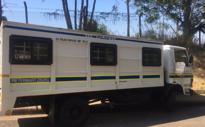 Police have launched a manhunt after awaiting trial prisoners escaped from a truck transporting them from the Pietermaritzburg (PMB) New Prison to the PMB Magistrates Court on 28 April 2021. Picture: Nkosikhona Duma/Eyewitness News.
