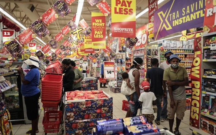 Customers shopping at Shoprite Diepsloot on Black Friday on 27 November 2020. Picture: Abigail Javier/EWN