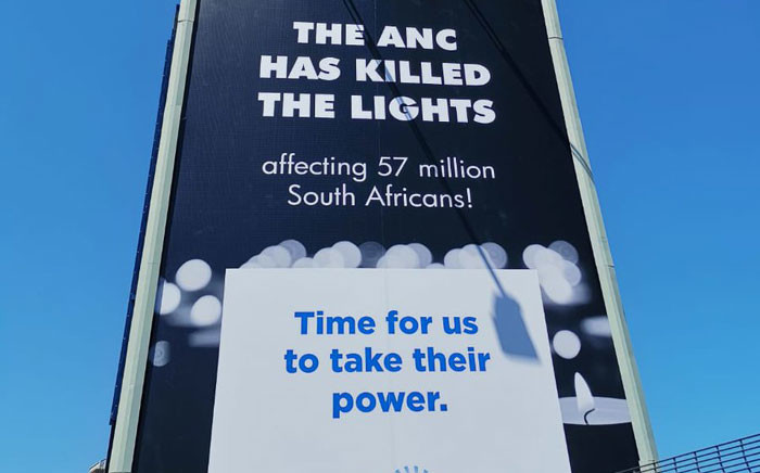 The DA unveiled a billboard on Sunday 17 February, reading 'The ANC has killed the lights,' following power outages across the country. Picture: @Our_DA/Twitter