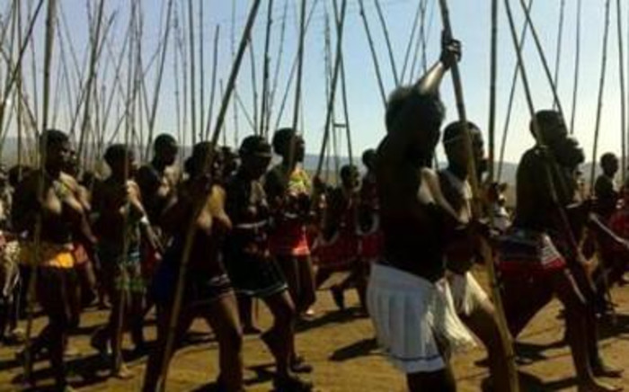 Emergent Africa : Nguni stick fighting