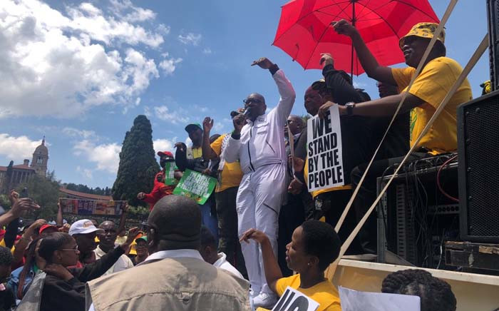 Gauteng Premier David Makhura addresses protestors at the Union Buildings in Pretoria on Friday 2 November 2018 during a march by the Gauteng ANC and civil society organisations demanding that e-tolls be scrapped in the province. Picture: Mia Lindeque/EWN.