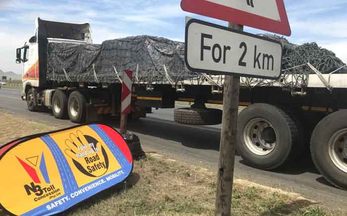 The N3 Toll Concession, working with other organisations and law enforcement officers, has set up a wellness station near Mooi River Plaza. Picture: Thando Kubheka/EWN.