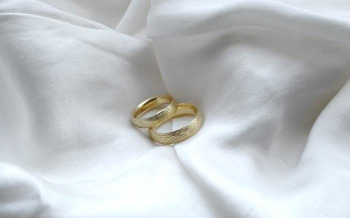 Wedding rings: Picture: freeimages.com.