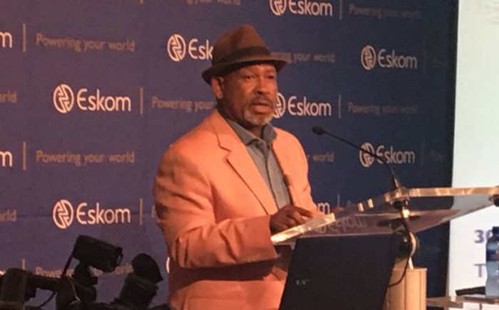 Eskom board chairperson Jabu Mabuza announces the utility's financial results on 30 January 2018. Picture: Gia Nicolaides/EWN