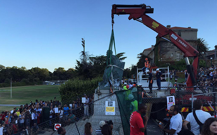 Cecil John Rhodes statue was removed at the University of Cape Town on 9 April 2015. Picture: Aletta Gardner/EWN.