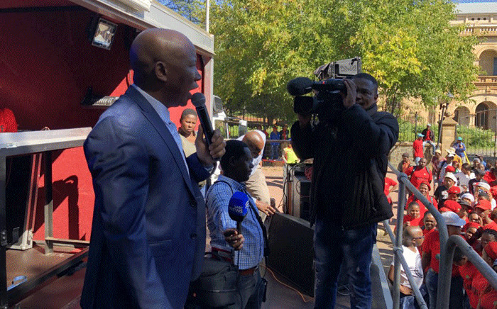 EFF leader Julius Malema addressing the land occupation demonstration outside the Mangaung Regional Court on 6 April 2018. Picture: @EFFSouthAfrica/Twitter.