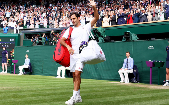 Roger Federer acknowledges the crowd following his Wimbledon quarterfinal defeat to Hubert Hurkacz on 7 July 2021. Picture: @atptour/Twitter