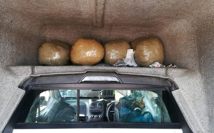 Police in Upington, Northern Cape, seized drugs worth R2 million from a courier vehicle. Picture: SAPS.