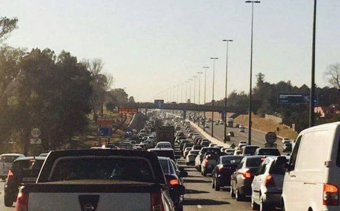 FILE: Traffic along the N1 as motorists make their way to the Mall of Africa on opening day, 28 April 2016. Picture: via Twitter.