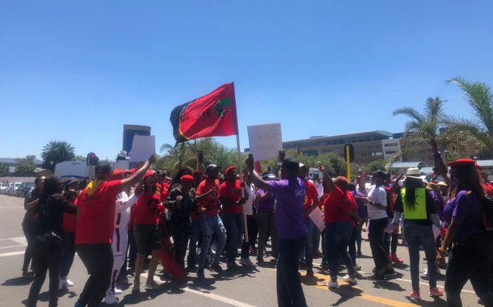 EFF supporters join Numsa and South African Cabin Crew Association (Sacca) members picketing at the SAA Airways Park in Kempton Park on 15 November 2019. Picture: Mia Lindeque/EWN