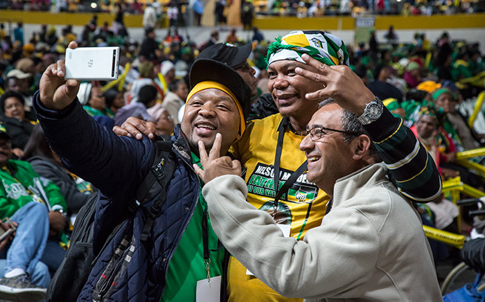 The Siyanqoba Rally in Bellville, Cape Town, saw some one thousand attendants supporting the ANC's municipal election campaign. Picture: Anthony Molyneaux/EWN