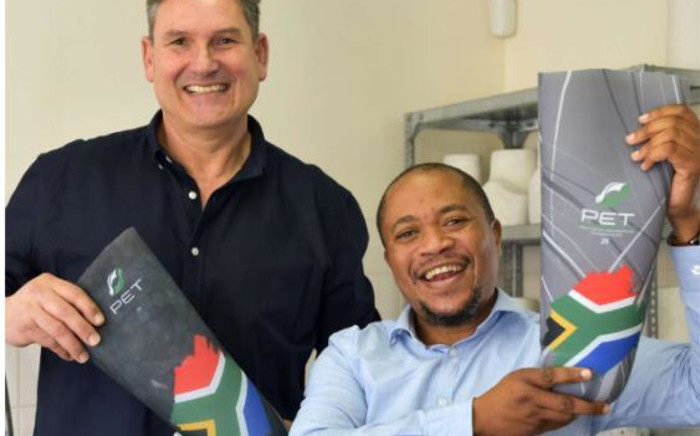 Luvuyo Sume and Riaan Knight, the co-founders behind Silicone Prosthetic Liner For Amputees. Picture: SAB Foundation/Facebook.