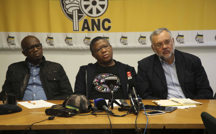 FILE: ANC WC acting chairperson Khaya Magaxa (left), party’s head of elections Fikile Mbalula (centre) and Western Cape elections head Ebrahim Rasool. Picture: Cindy Archillies/EWN