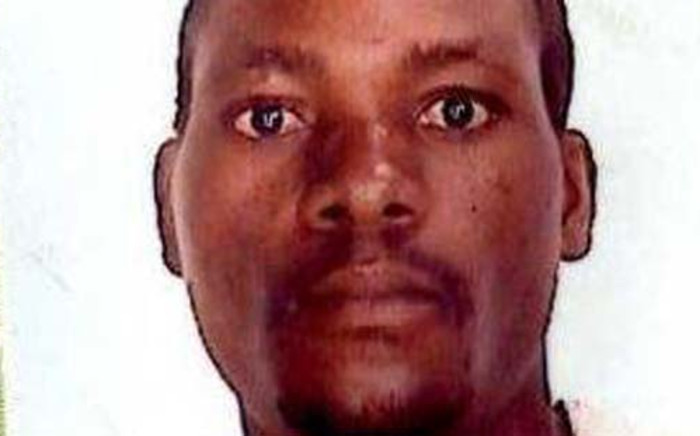 Police say the man uses the names Zacharia Shitlangu and Thomas Mpho Mohoutsi.  Picture: EWN.