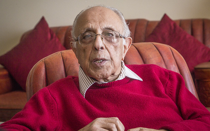 Former political prisoner and anti-apartheid activist Ahmed Kathrada sat down for a candid one-on-one interview with journalist Melanie Verwoerd. Picture: Reinart Toerien/EWN.