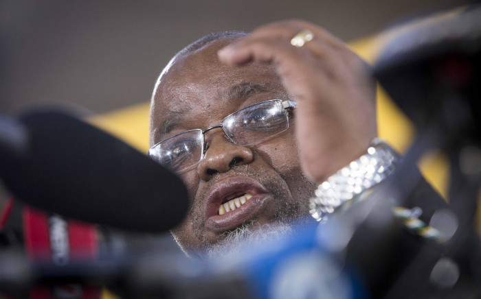 Always in the spotlight, surrounded by journalists and microphones, outgoing ANC secretary-general Gwede Mantashe makes his last press briefing on 18 December, 2017. Picture: Thomas Holder/EWN